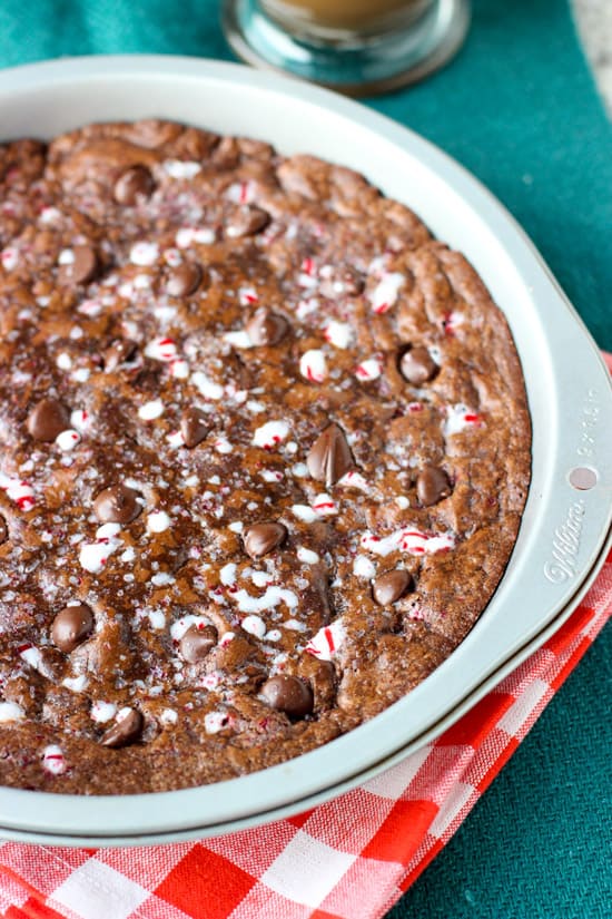 peppermint mocha cookie cake