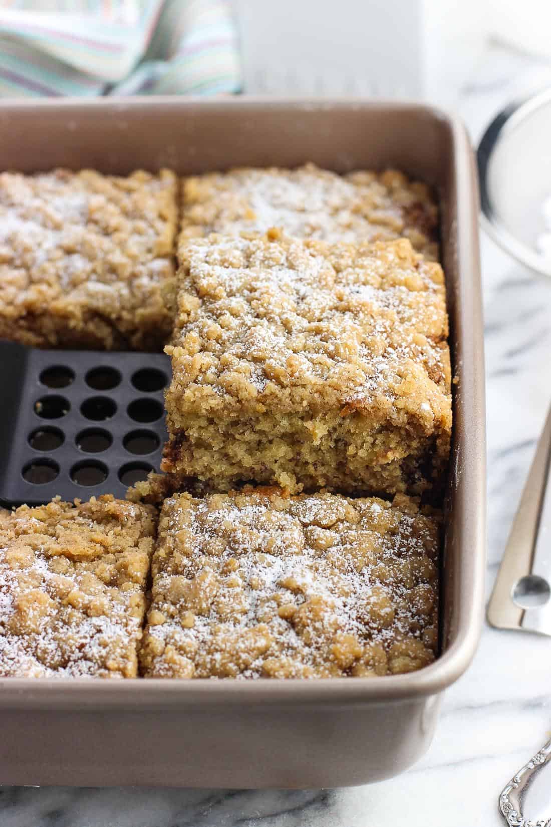 chocolate chip banana crumb cake