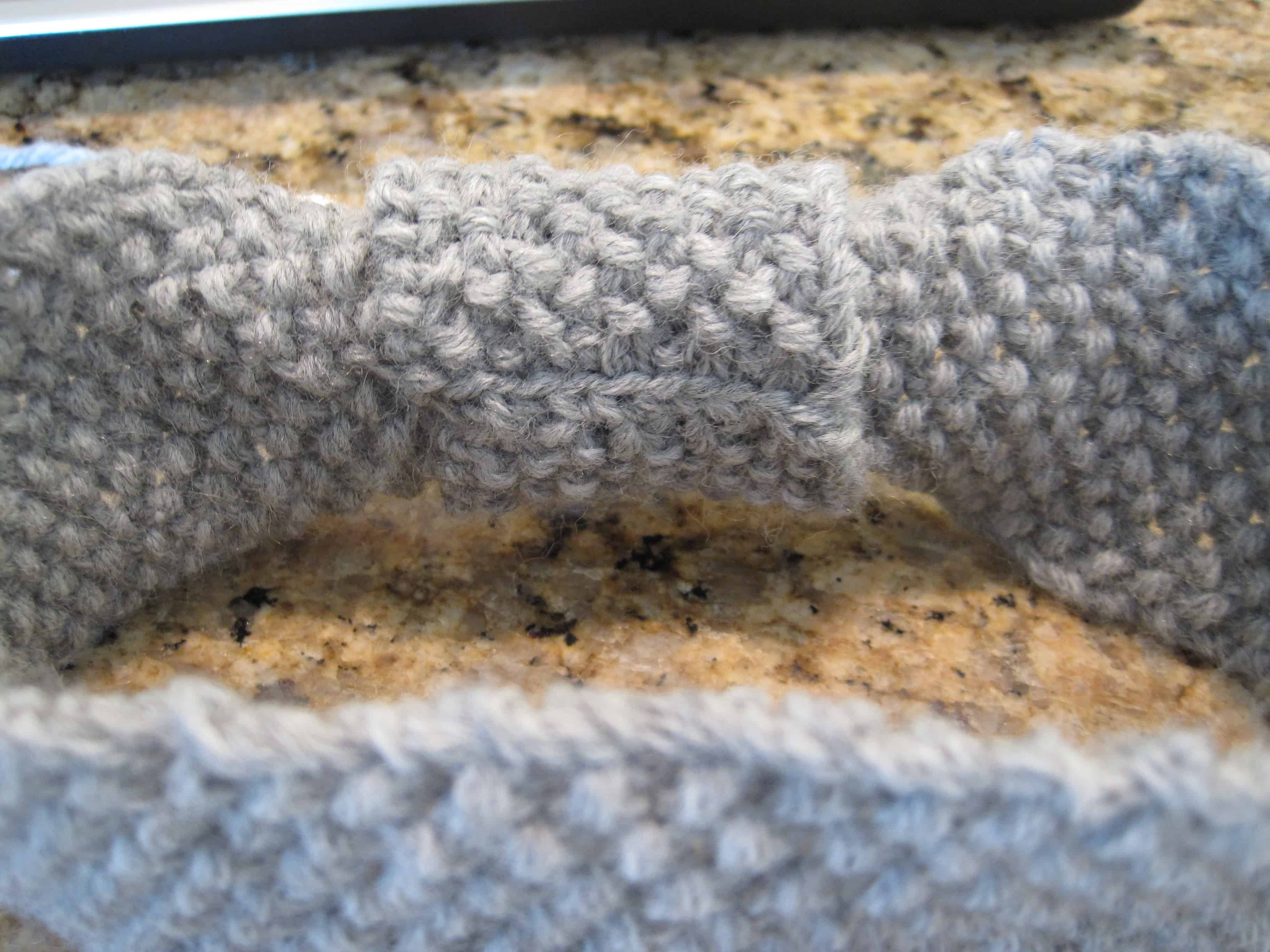 The back seam of a knit bow headband.