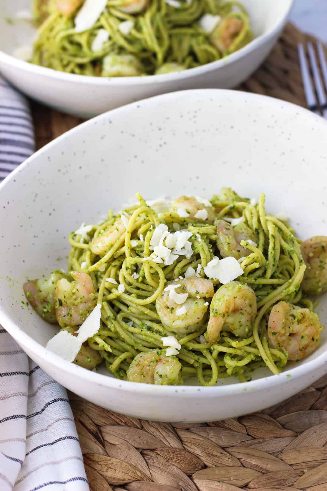 Spinach Avocado Pesto Shrimp Pasta - My Sequined Life