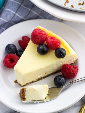 A slice of sour cream cheesecake