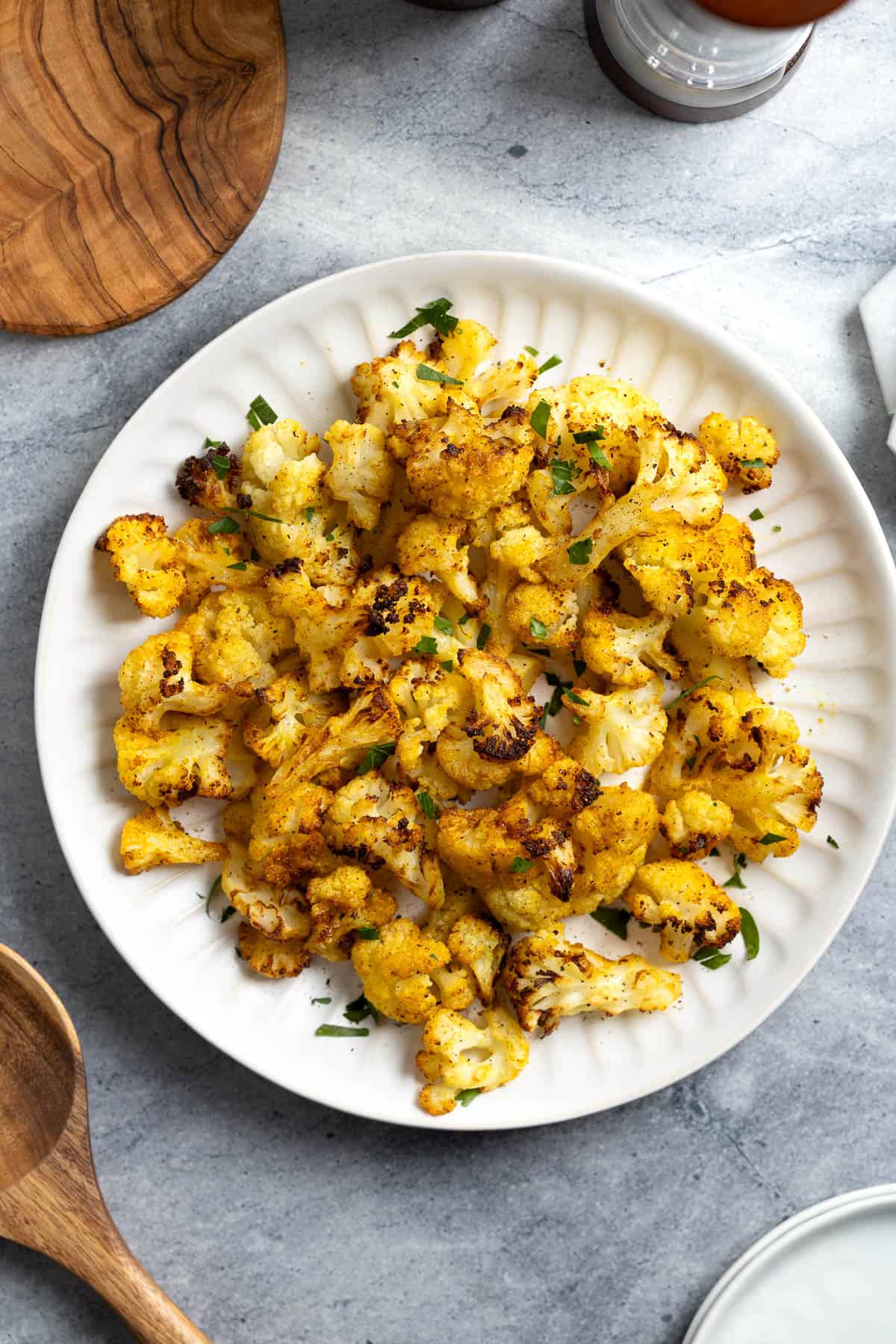 A plate of air fryer roasted cauliflower.