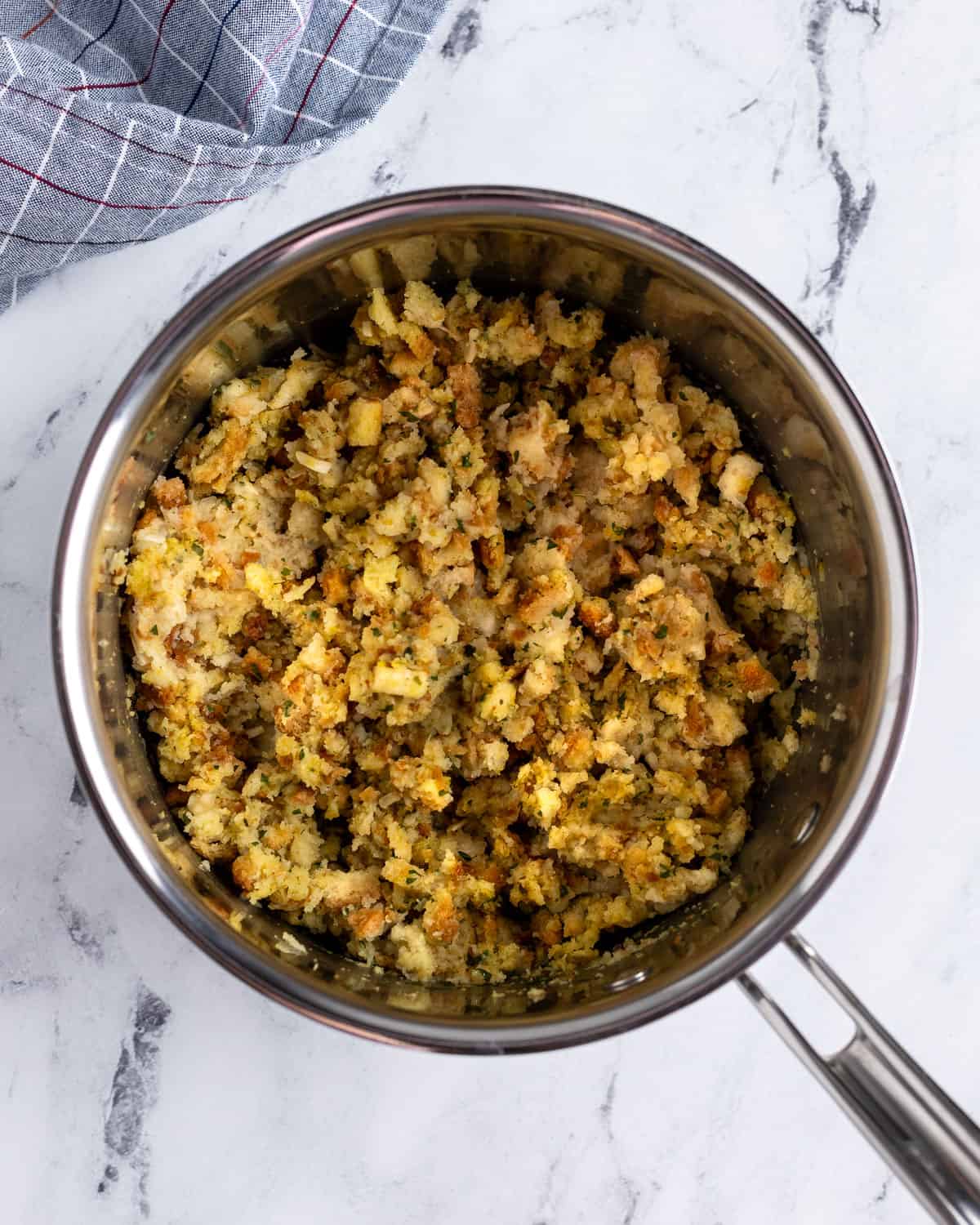 Cooked stuffing in a pan.